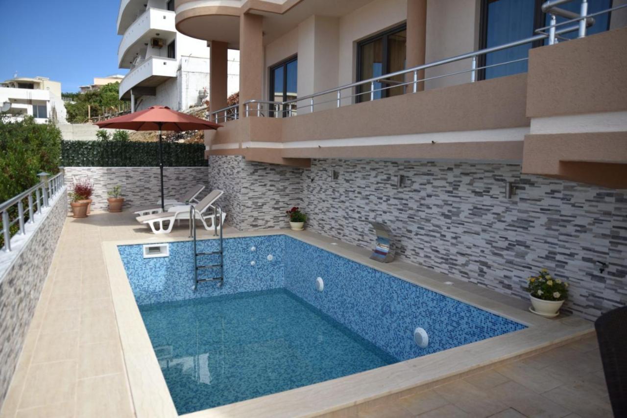 Guest House Evropa 2 Ulcinj Exterior foto