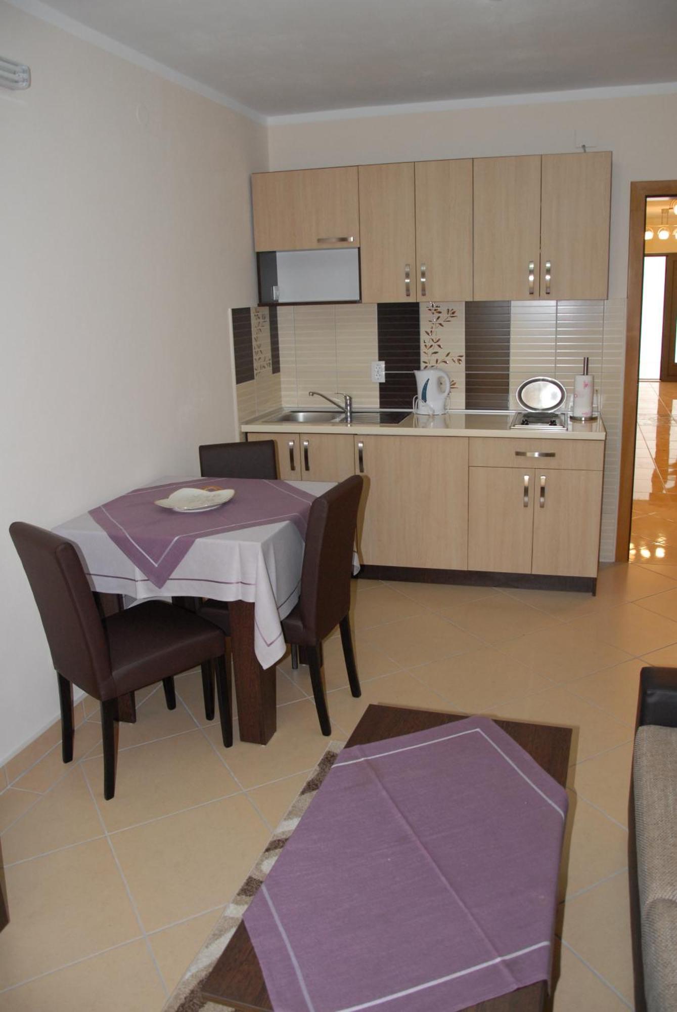 Guest House Evropa 2 Ulcinj Exterior foto