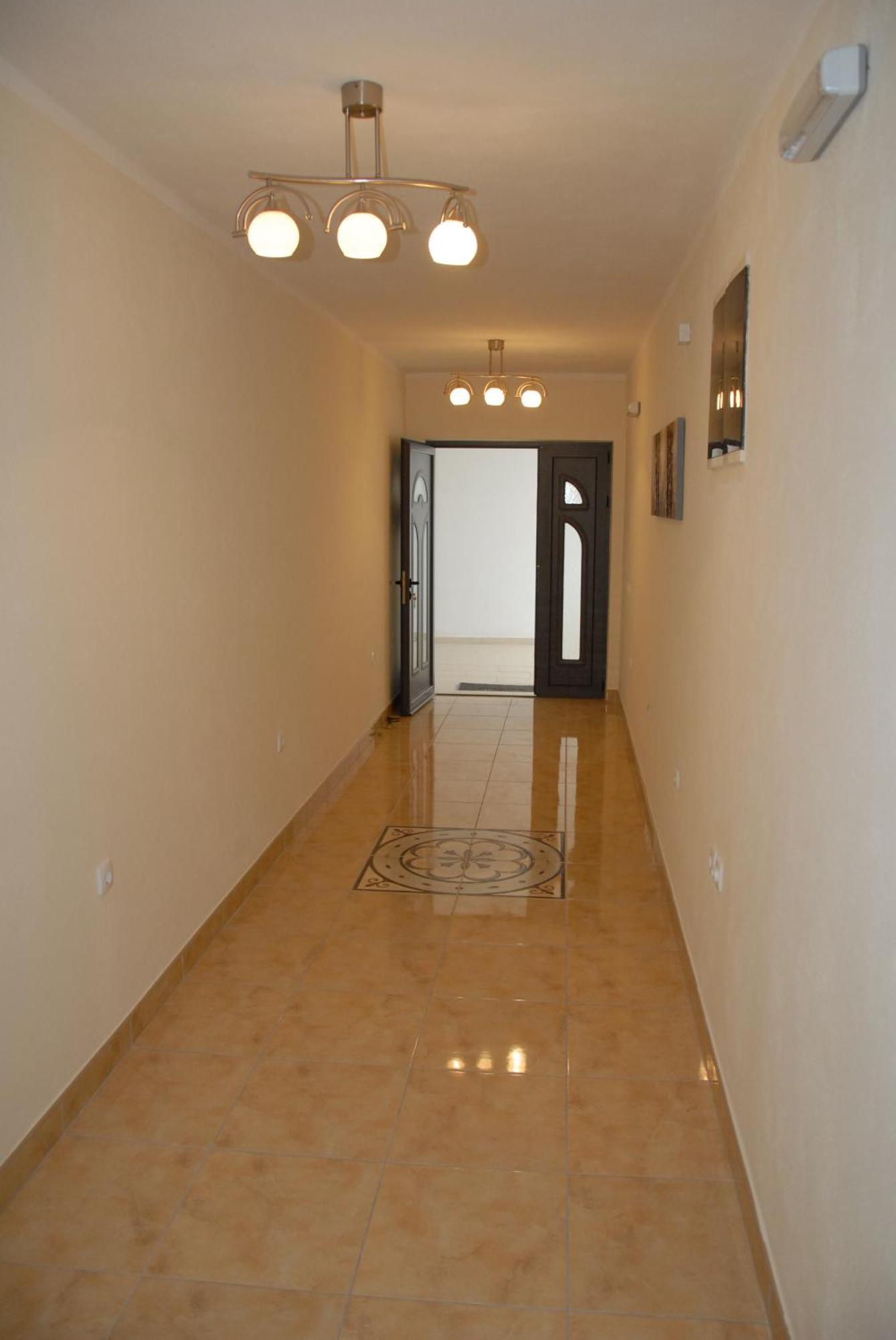 Guest House Evropa 2 Ulcinj Exterior foto