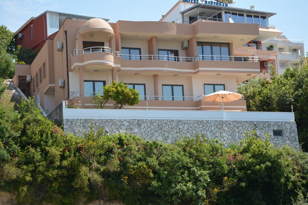 Guest House Evropa 2 Ulcinj Exterior foto