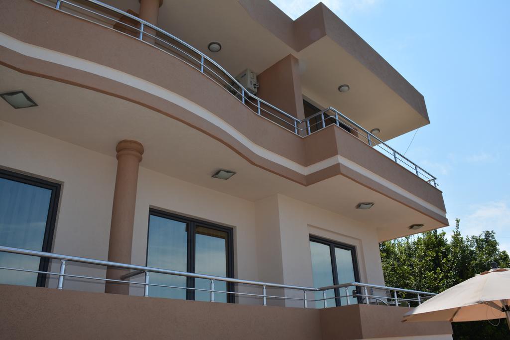 Guest House Evropa 2 Ulcinj Exterior foto