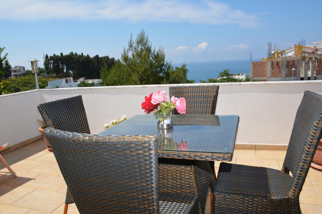 Guest House Evropa 2 Ulcinj Exterior foto