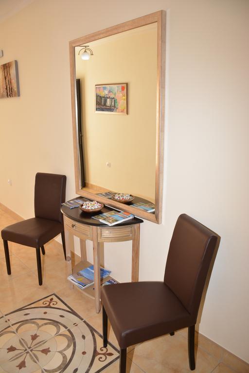 Guest House Evropa 2 Ulcinj Exterior foto