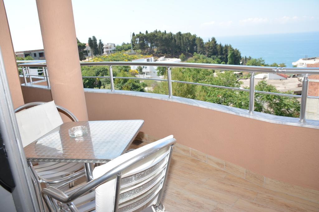 Guest House Evropa 2 Ulcinj Exterior foto